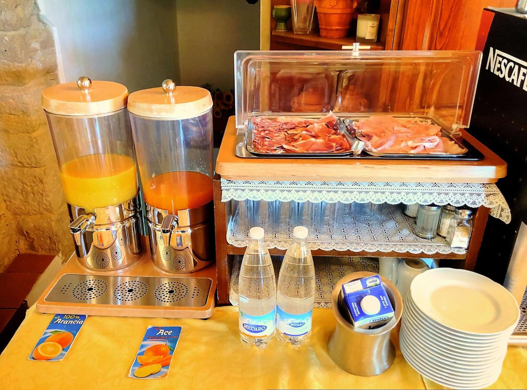 Hotel Residence Villa Rioddi 볼테라 외부 사진