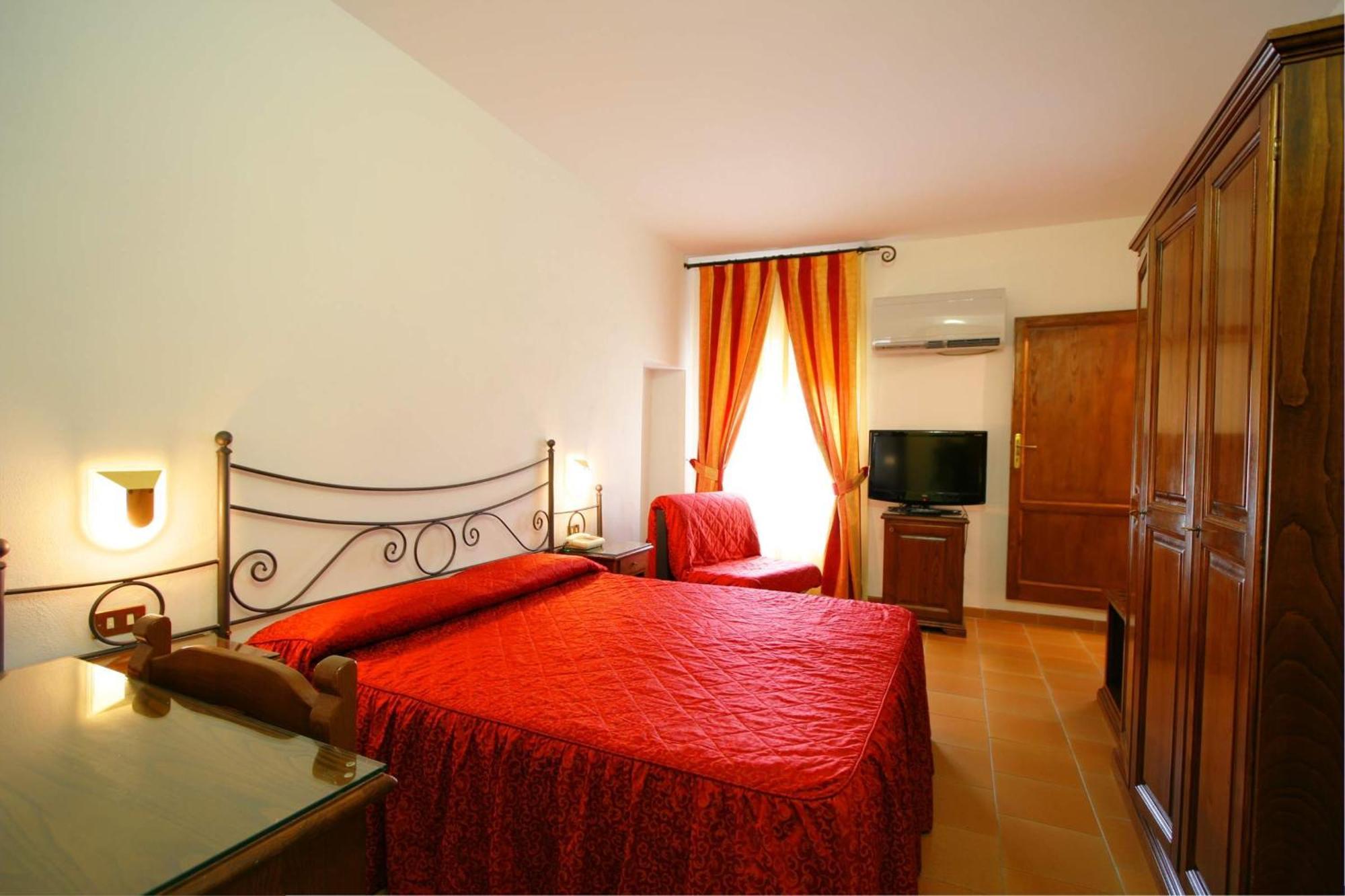 Hotel Residence Villa Rioddi 볼테라 객실 사진