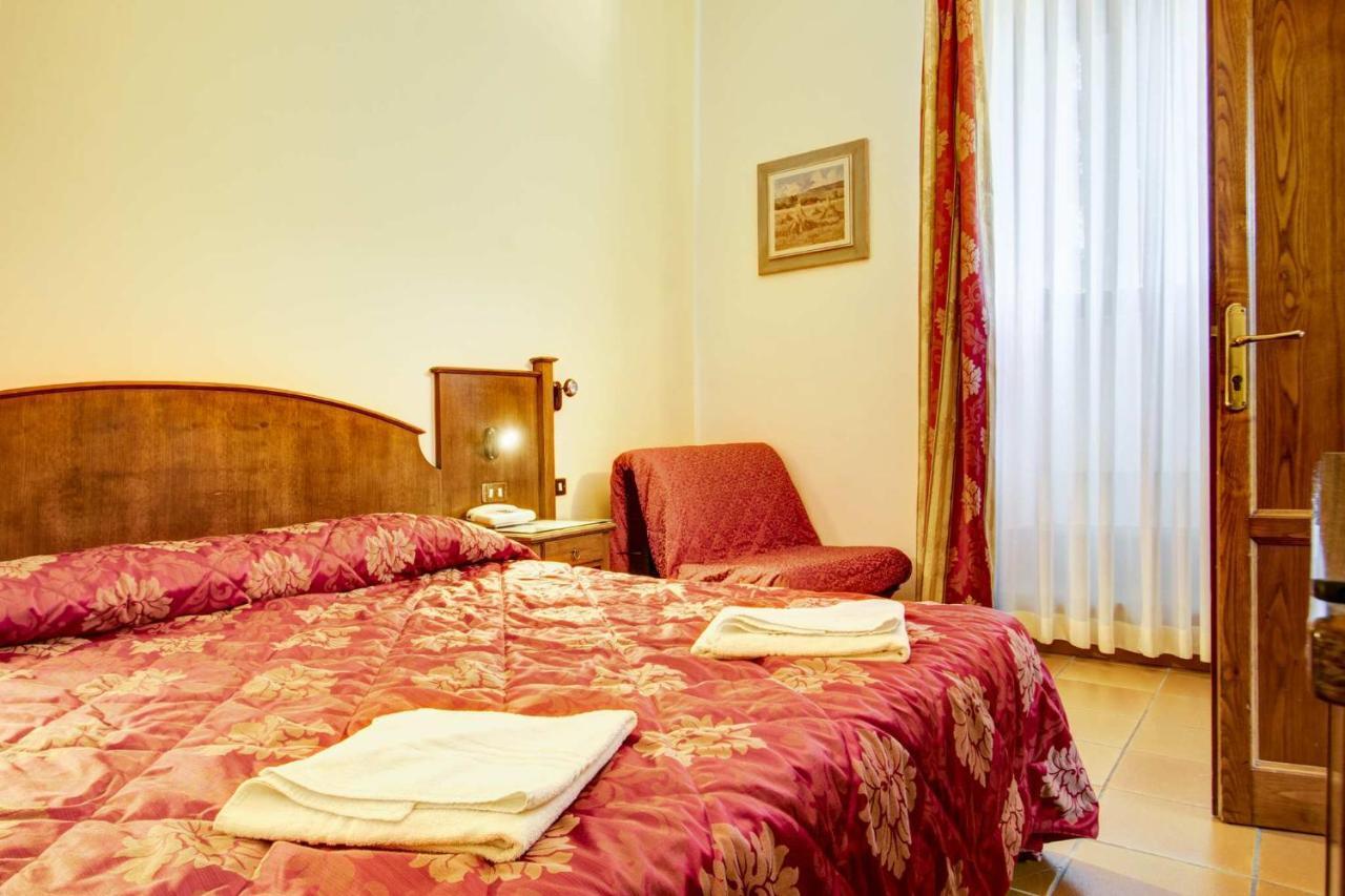 Hotel Residence Villa Rioddi 볼테라 외부 사진