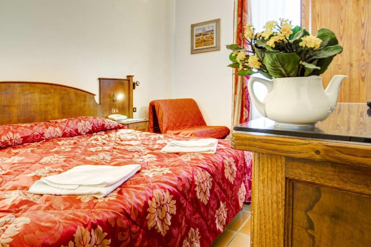 Hotel Residence Villa Rioddi 볼테라 외부 사진